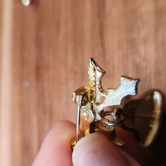 Christmas Brooch Pin Trio - Picture 4 of 9